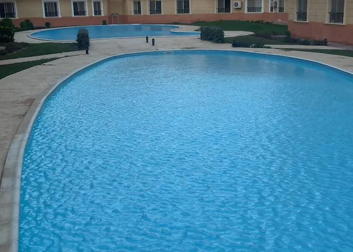 الياقوتة الحمراء Red Ruby * Hurghada
